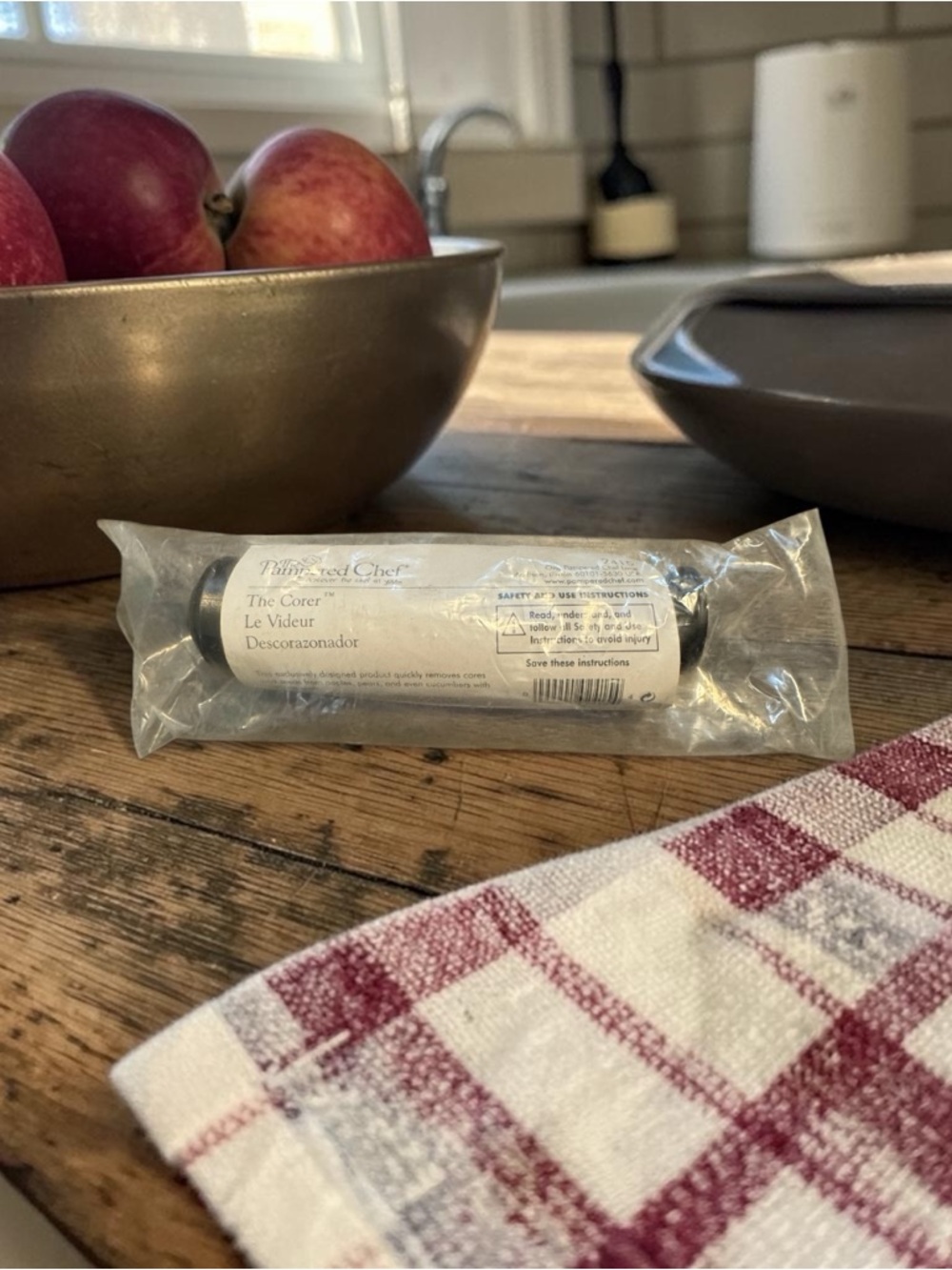 The Pampered Chef The Corer NEW